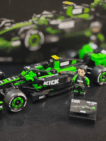 CaDA Bricks 1:24 F1 KICK Sauber C55032 Collectible Car